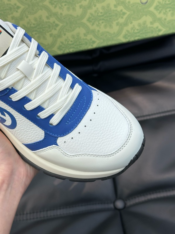 Gucci Men's GG sneakers White Blue