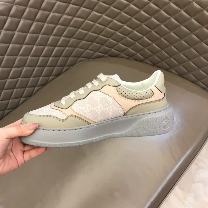 Gucci GG embossed sneakers Brown Gray