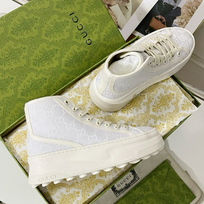 GUCCI Women's GG high top sneaker White