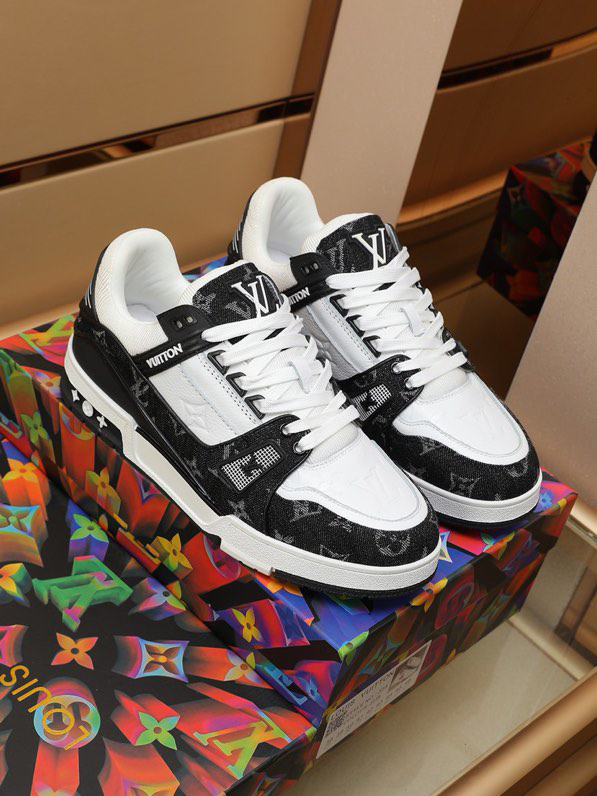 Louis Vuitton LV Trainer White Black White