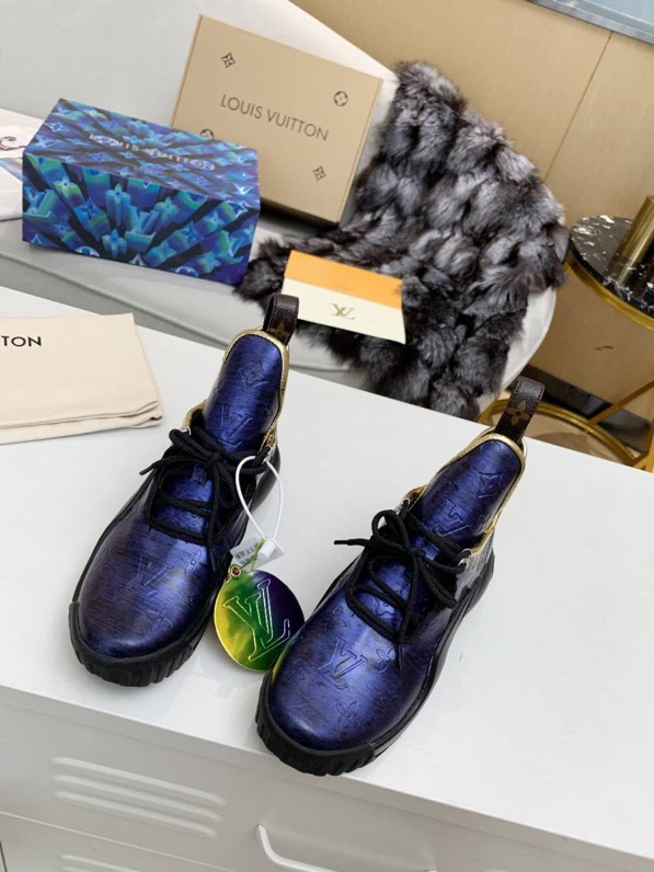 Louis Vuitton Archlight