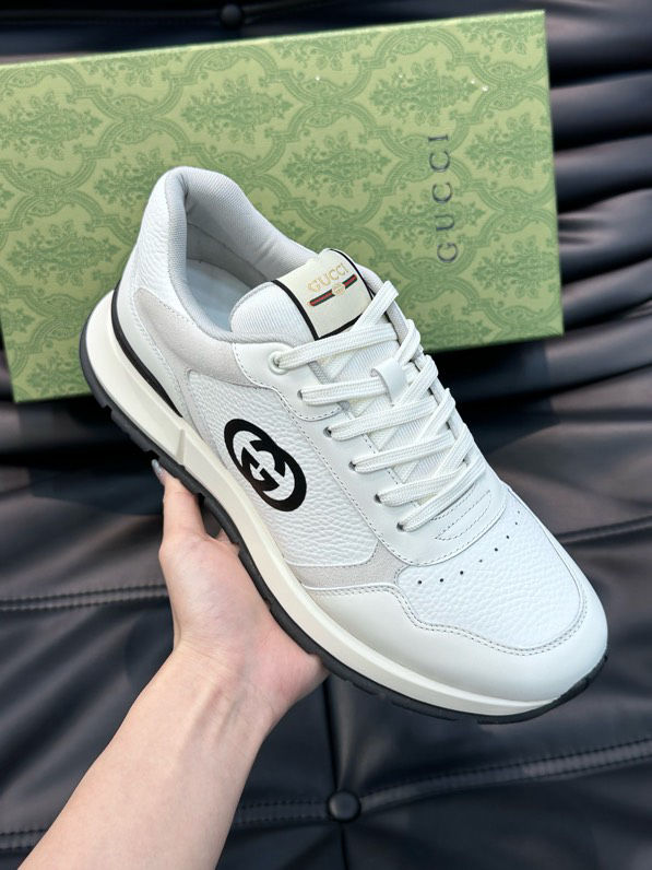 Gucci Men's GG sneakers  White