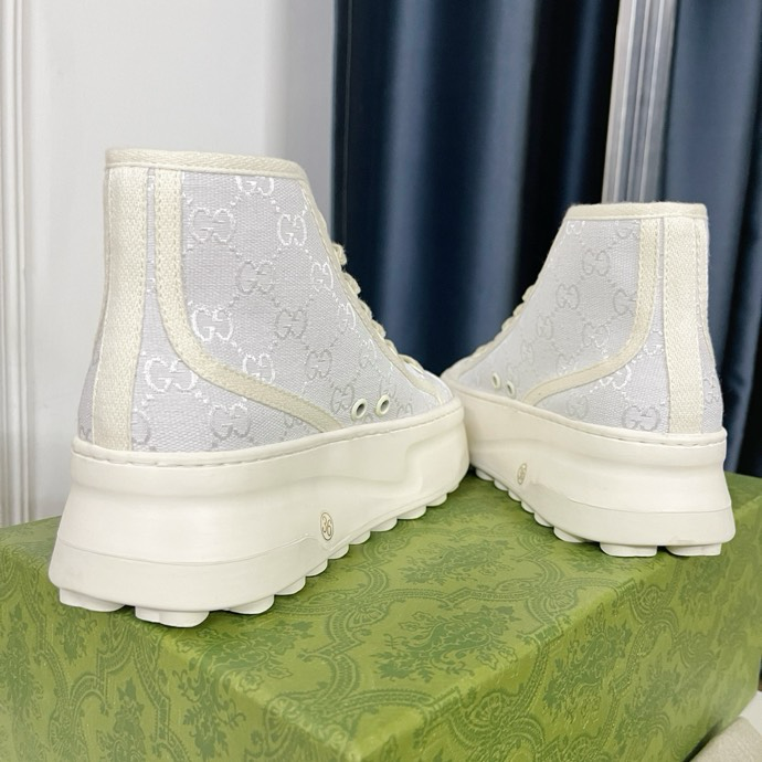 GUCCI Women's GG high top sneaker White