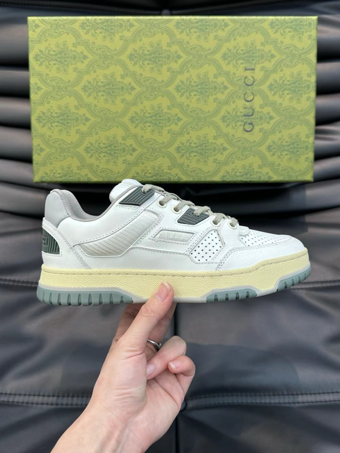 Gucci White Distressed Effect Sneakers White