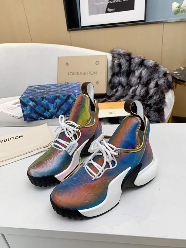 Louis Vuitton Archlight