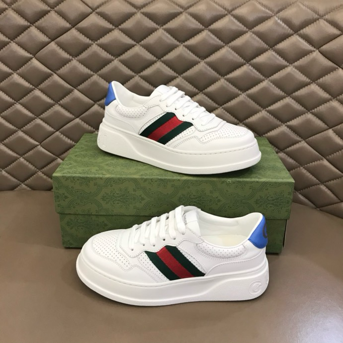Gucci GG embossed sneakers White