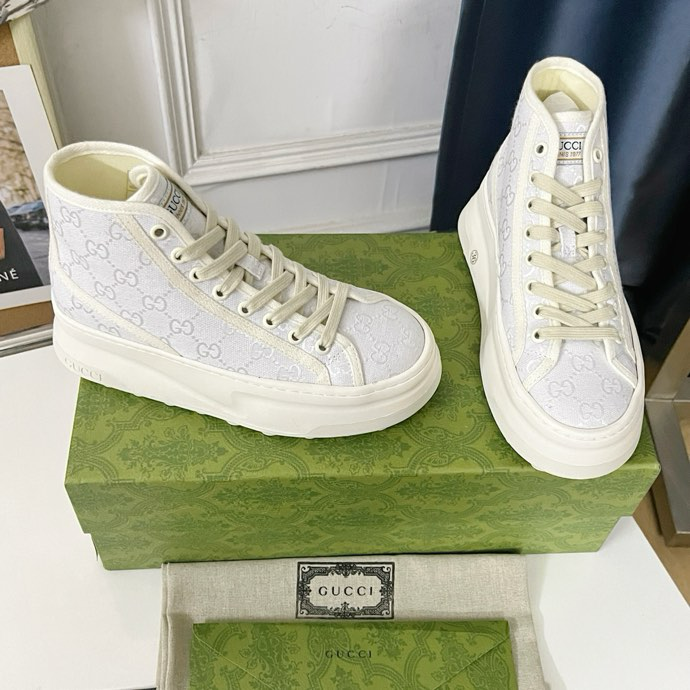 GUCCI Women's GG high top sneaker White