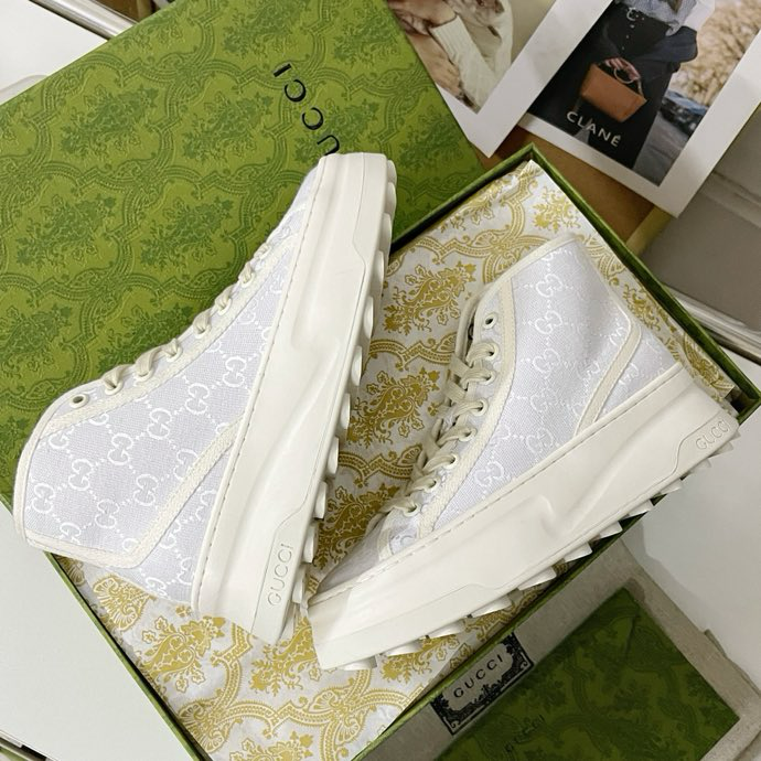 GUCCI Women's GG high top sneaker White