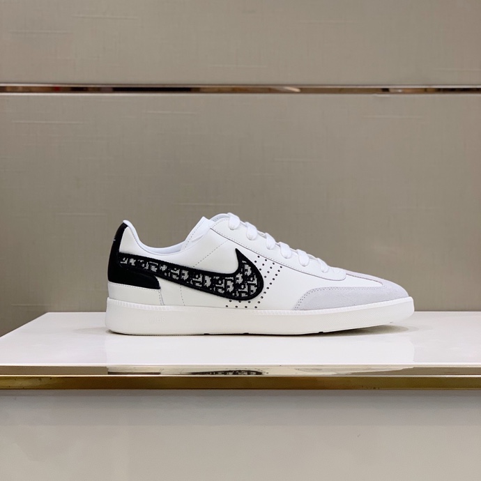 Dior Homme X Daniel Arsham B01 Logo Sneakers