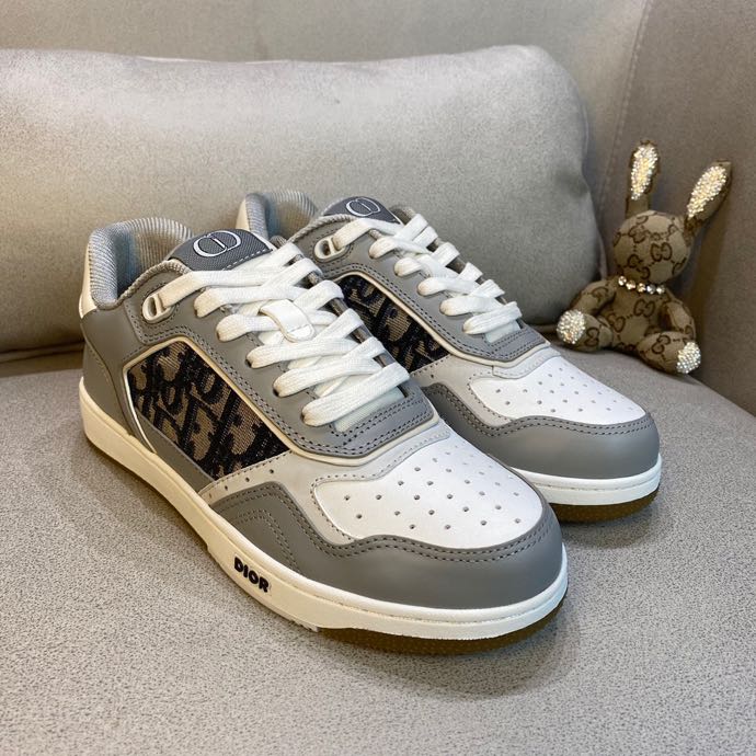 DIOR - B27 Low-Top Sneaker Black Smooth Calfskin With Beige And Black Dior Oblique