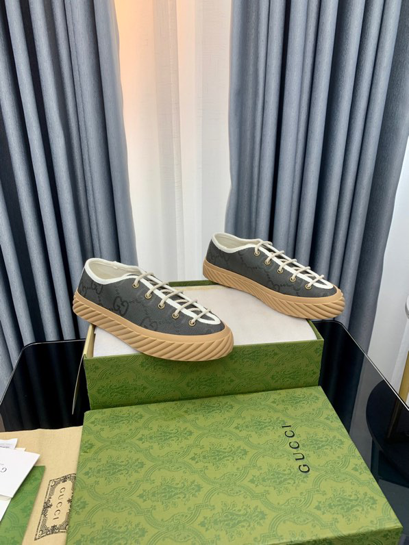 Gucci GG monogram low-top sneakers Gray