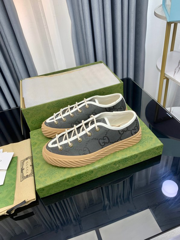 Gucci GG monogram low-top sneakers Gray