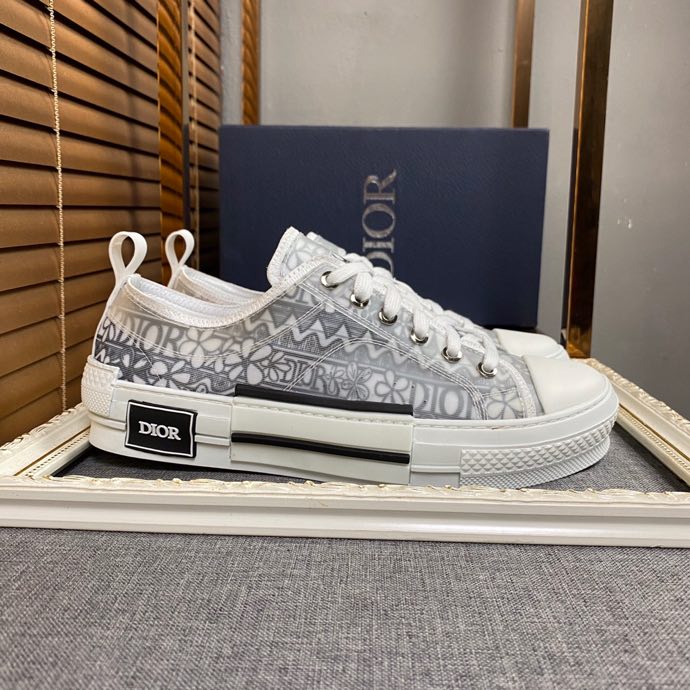 Dior B23 Oblique Low Top Sneakers