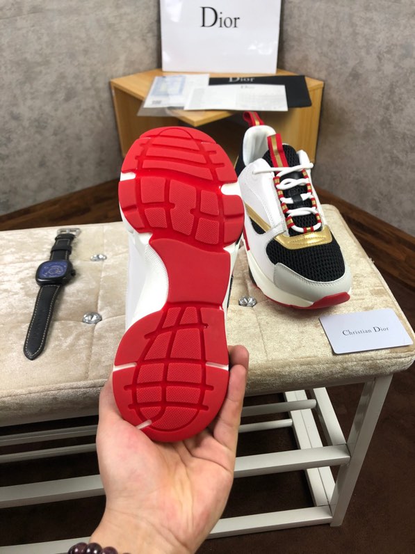 Dior B22 Sneaker ‘navy Gold’