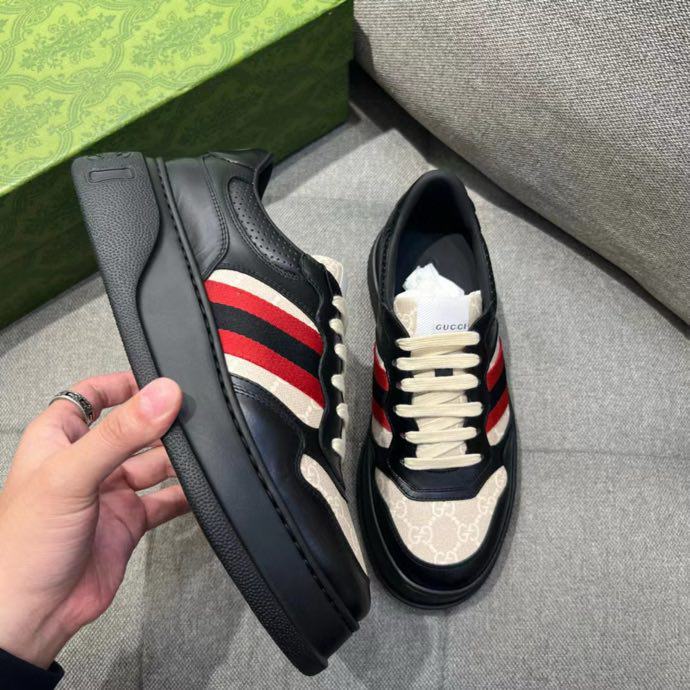 Gucci GG embossed sneakers Black Beige