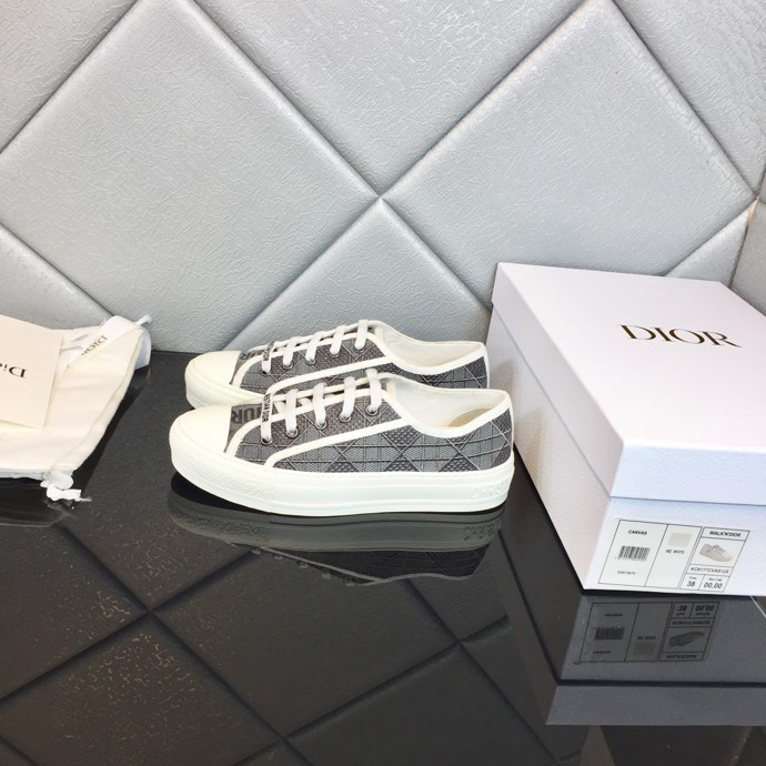 Dior Black Quilted Leather Lace up High Top SNEAKERS