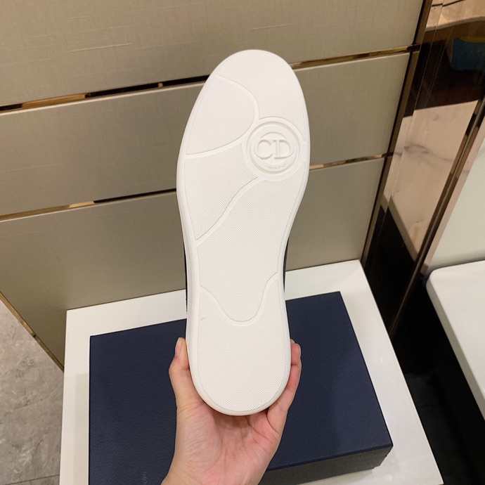 Dior B27 Sneakers Smooth Calfskin Beige And Black Oblique