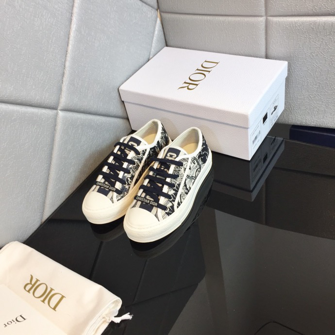 Dior Women's Black and White Trainers