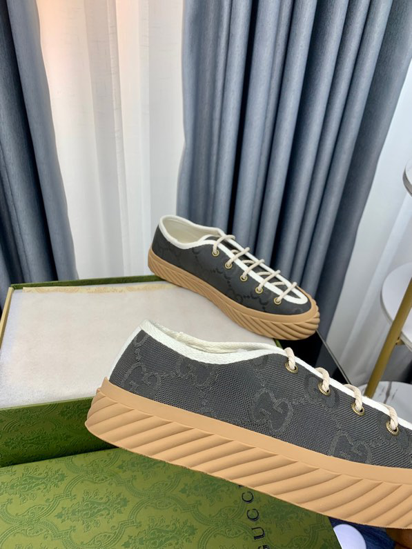 Gucci GG monogram low-top sneakers Gray