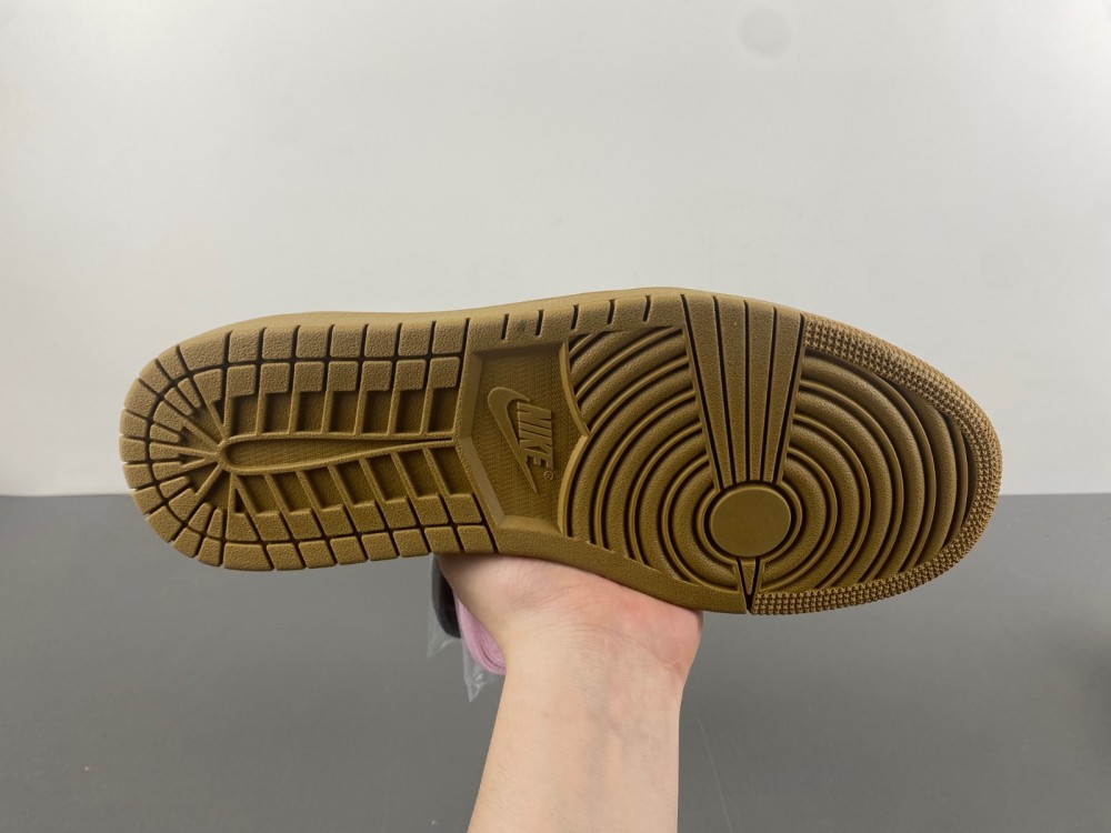 Jordan 1 Travis Scott x Air Jordan Yellow card, low hanging，DM7866-665