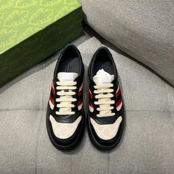 Gucci GG embossed sneakers Black Beige