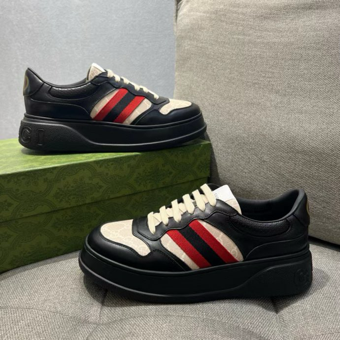 Gucci GG embossed sneakers Black Beige