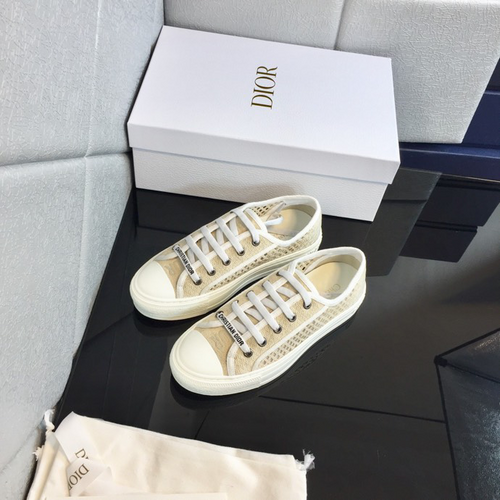 DIOR - Walk'N'Dior Platform Sneaker White Calfskin Textured With Dior Oblique Motif And Embroidered Cotton