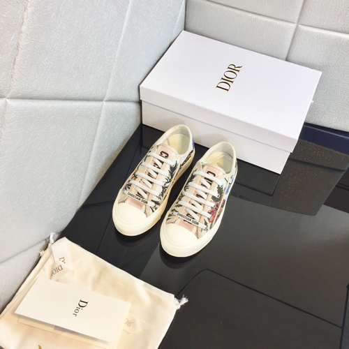 Dior Women's White and Pink Trainers