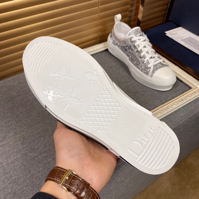 Dior B23 Oblique Low Top Sneakers