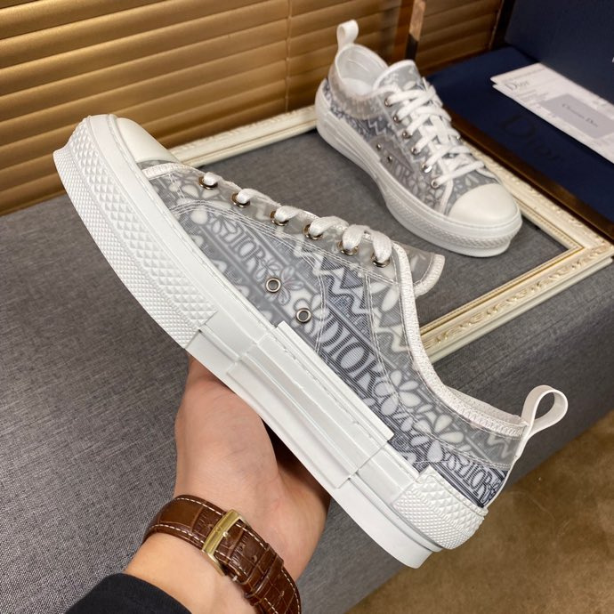 Dior B23 Oblique Low Top Sneakers