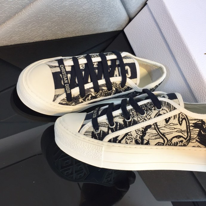 Dior Women's Black and White Trainers