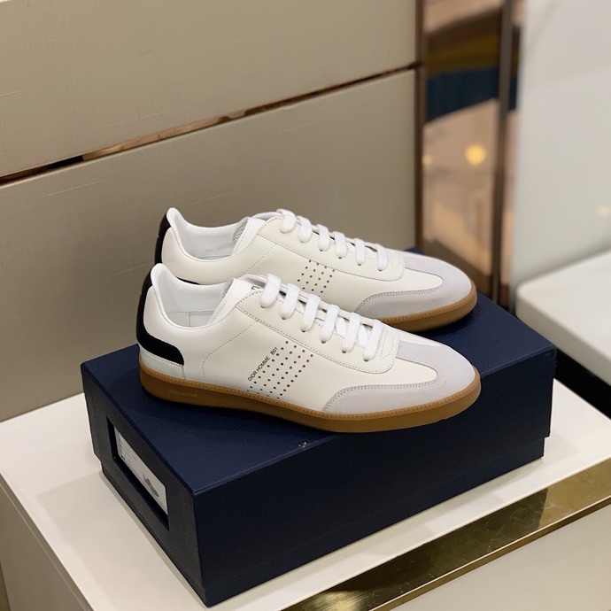 Dior B01 White Black Gum