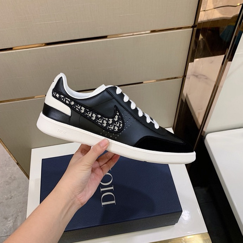 Dior B27 Sneakers Smooth Calfskin Beige And Black Oblique