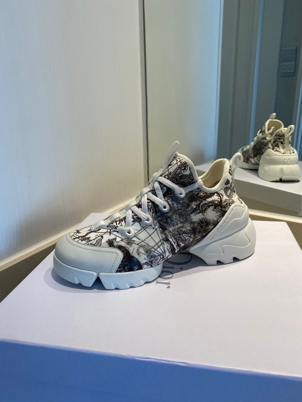 Dior Women's White and Grey Trainers