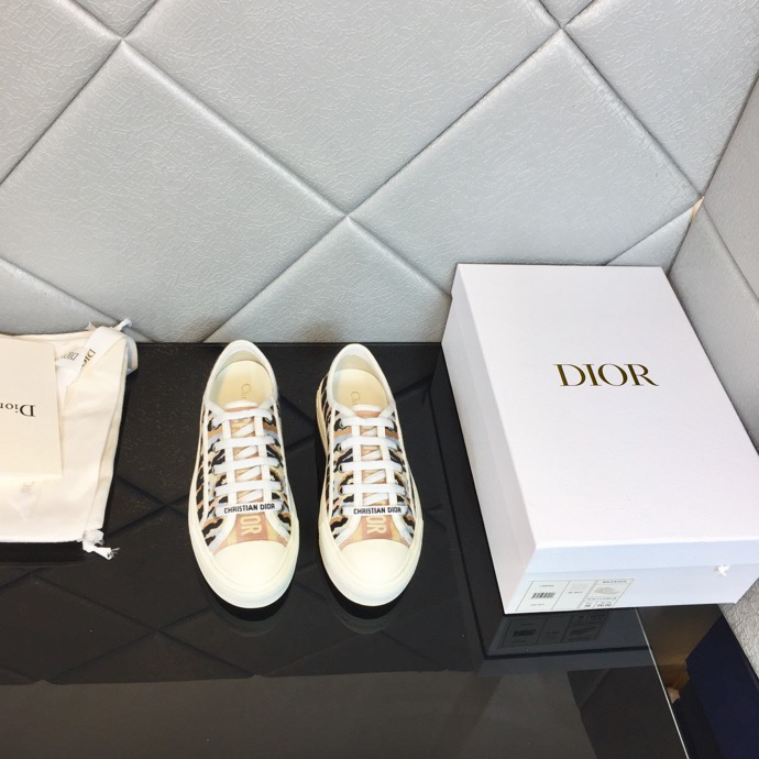 Walk'n'Dior Platform Sneaker Deep Blue Dior Oblique Embroidered Cotton