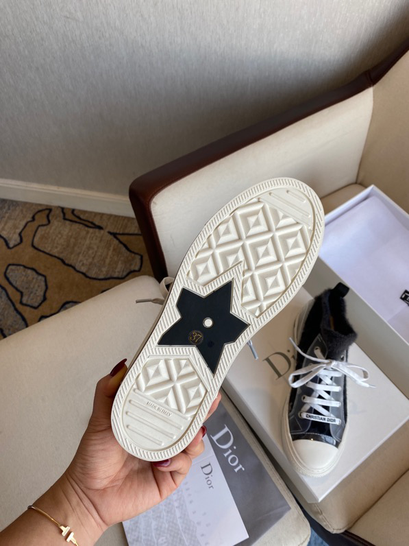 Christian Dior Women's Walk'N'Dior Oblique Technical Sneakers