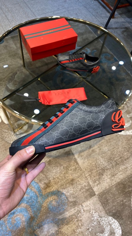 Gucci2024 New Breathable Board Shoes Black