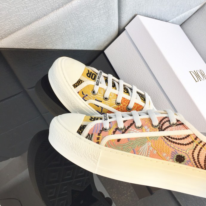 Dior Women Walk'N'Dior Sneaker Beige Multicolor Raffia Embroidered with Dior Petites Fleurs Motif