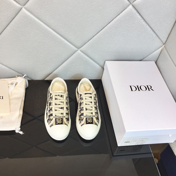 Dior WALK'N'DIOR SNEAKER Deep Blue Dior Oblique Embroidered Cotton