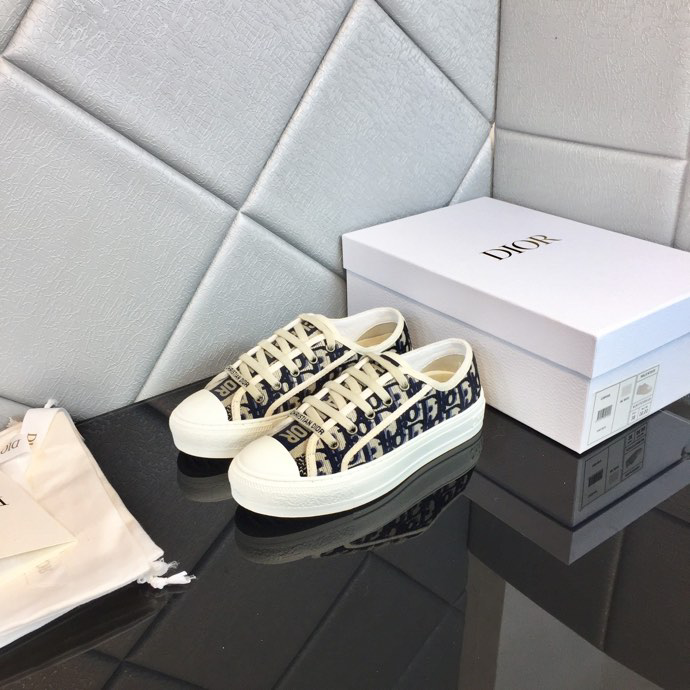 Dior WALK'N'DIOR SNEAKER Deep Blue Dior Oblique Embroidered Cotton