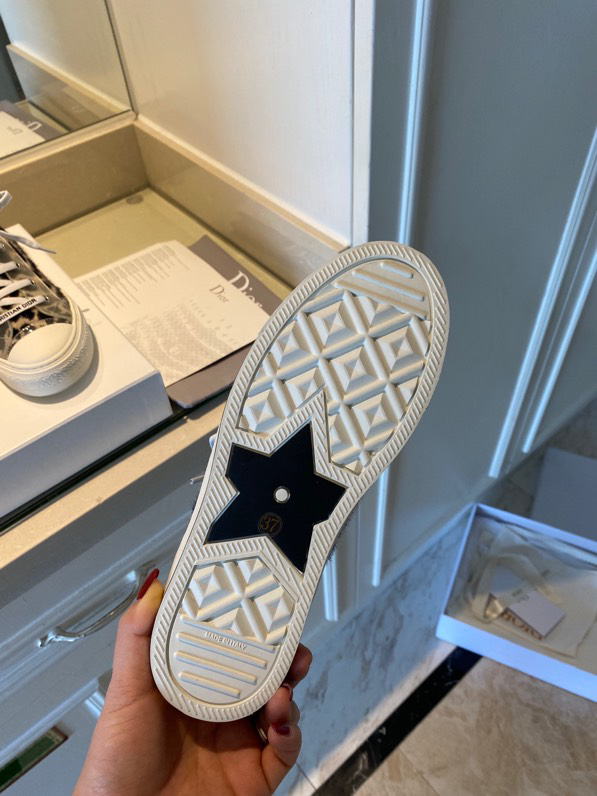 Dior Women Walk'n'Dior Sneaker Fur-Effect Knit with Gray Mizza Print