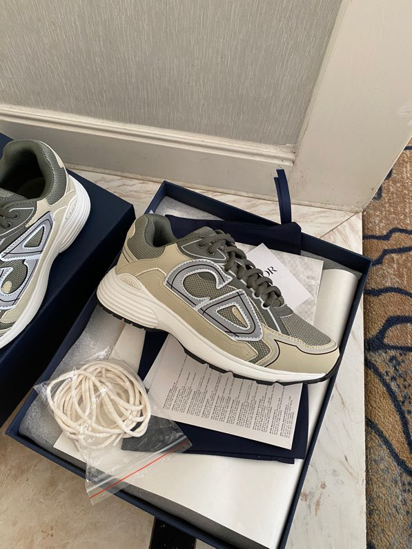 B30 Sneaker Gray Mesh with Light Green, White and Black Technical Fabric | DIOR