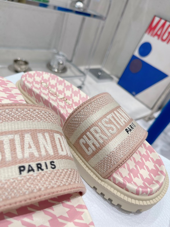 (Women) Dior Dway Canvas Slide 'Deep Nude' KCQ209IKE_S34U - KCQ209IKE_S34U