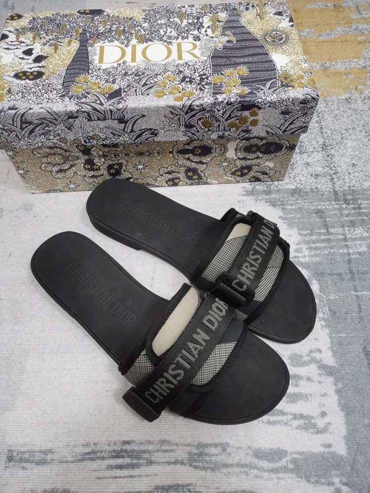 BNIB Christian Dior Revolution Oblique Slides Uber Black