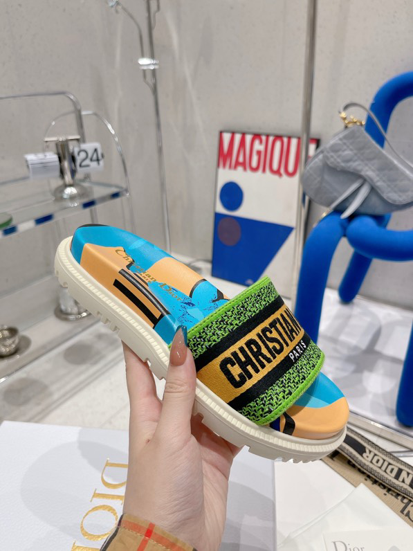 Dior Dway D-Flower Pop Em Slide Sandals