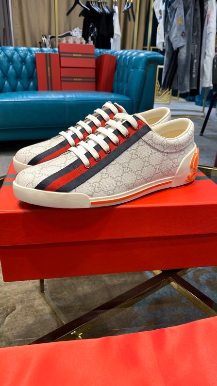 Gucci2024 New Breathable Board Shoes White