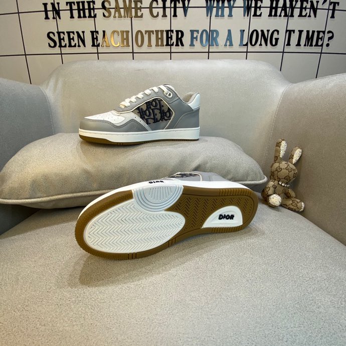 DIOR B27 Sneakers Gray White Smooth Calfskin Beige Black Oblique
