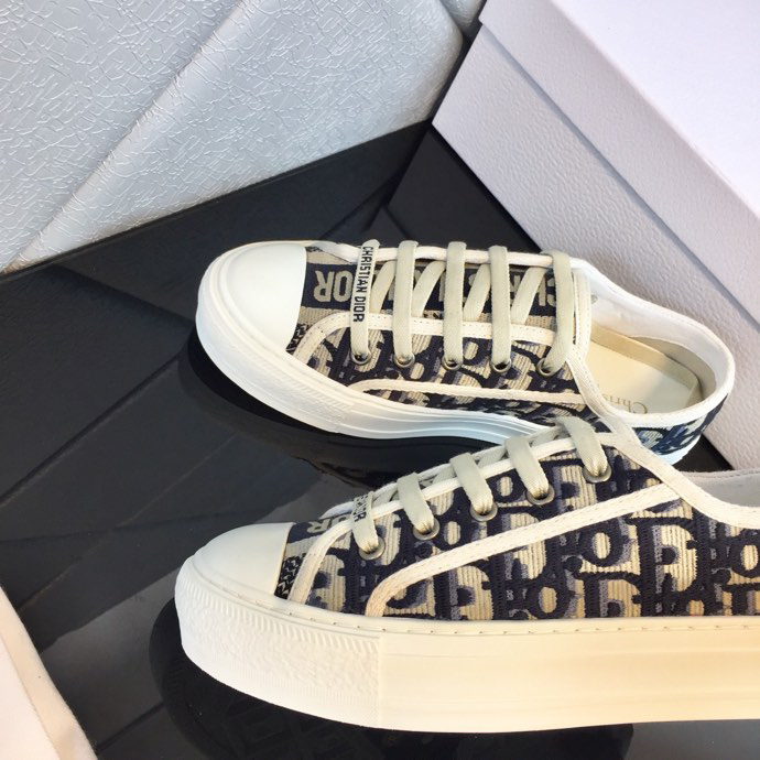 Dior WALK'N'DIOR SNEAKER Deep Blue Dior Oblique Embroidered Cotton