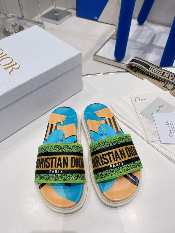 Dior Dway D-Flower Pop Em Slide Sandals