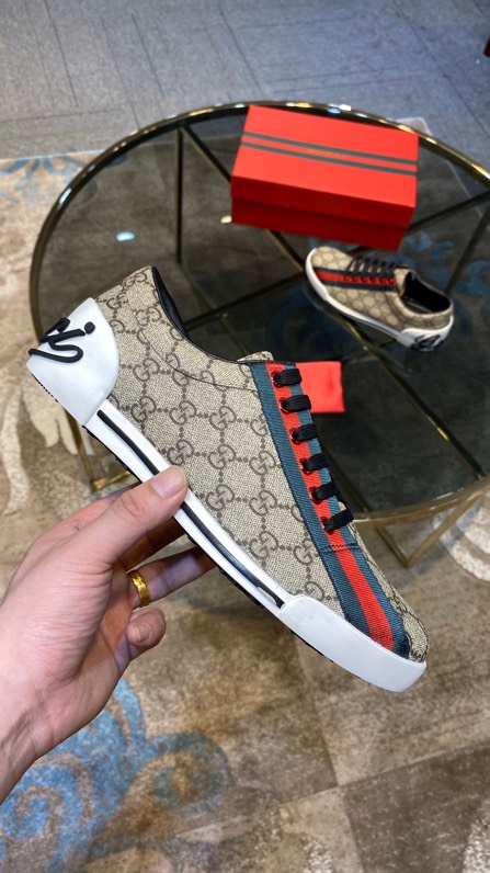 Gucci2024 New Breathable Board Shoes Brown